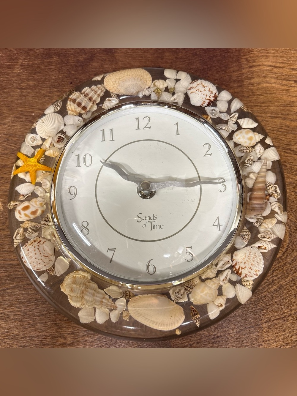 Sands Of Time Vintage Seashell Accent Wall Clock - White & Brown